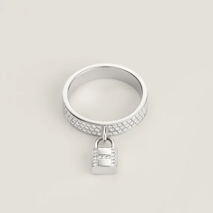 Kelly Cadenas ring, medium model