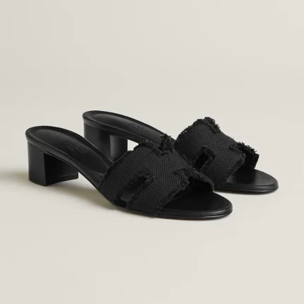 Oasis sandal