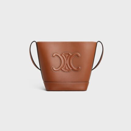 SMALL BUCKET CUIR TRIOMPHE IN SMOOTH CALFSKIN TAN