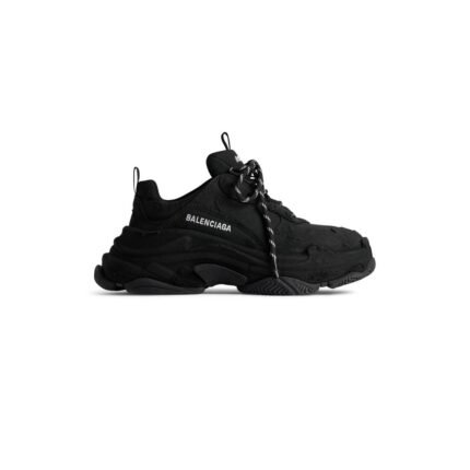 Womens Triple S Sneaker  in Black