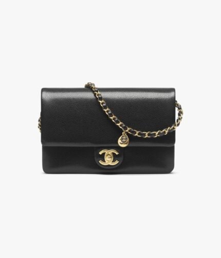 CHANEL SMALL FLAP BAG