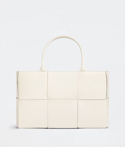 Bottega Veneta Medium Arco Tote Bag