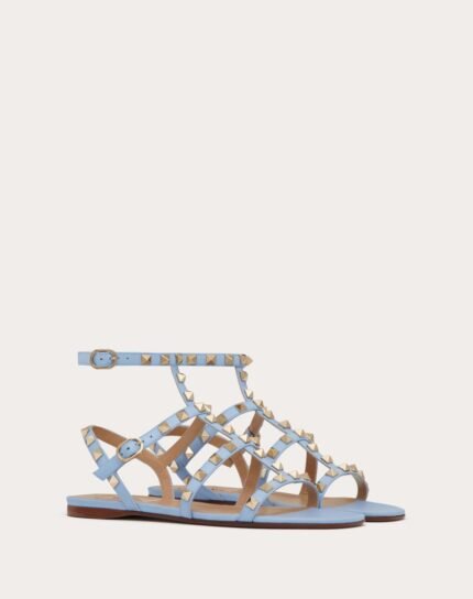 ROCKSTUD FLAT CALFSKIN SANDAL WITH STRAPS