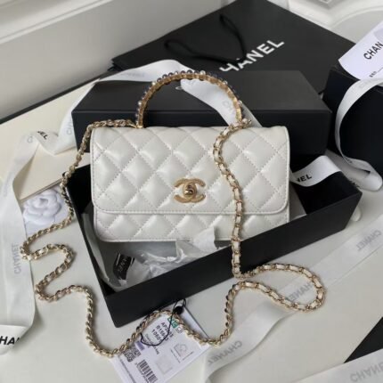 Chanel 24P AP3803 Shiny Crinkled Lambskin Chain Clutch Pearl Handle White