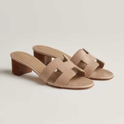 Oasis sandal
